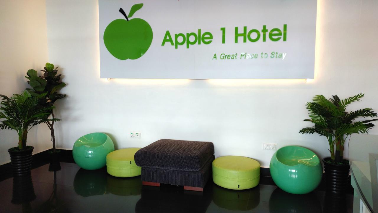 Apple 1 Hotel Budget Gelugor Eksteriør billede